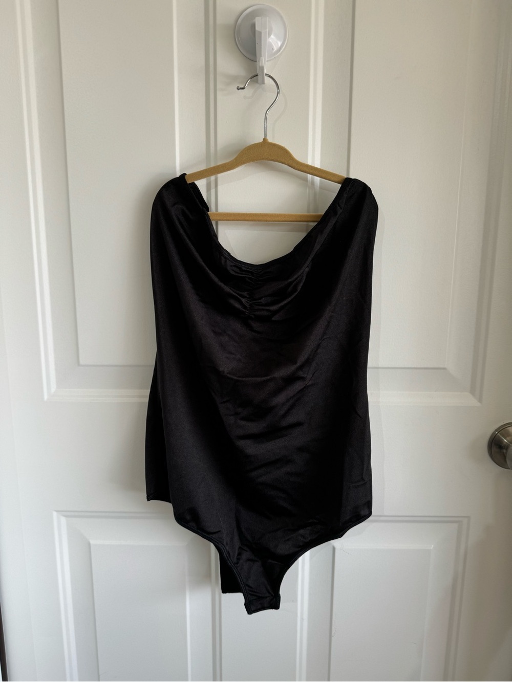 Women’s xl | Black one piece body suit | clear straps or strapless